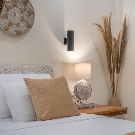Tanis Village - Luxury Villas Gili Islands Exterior photo