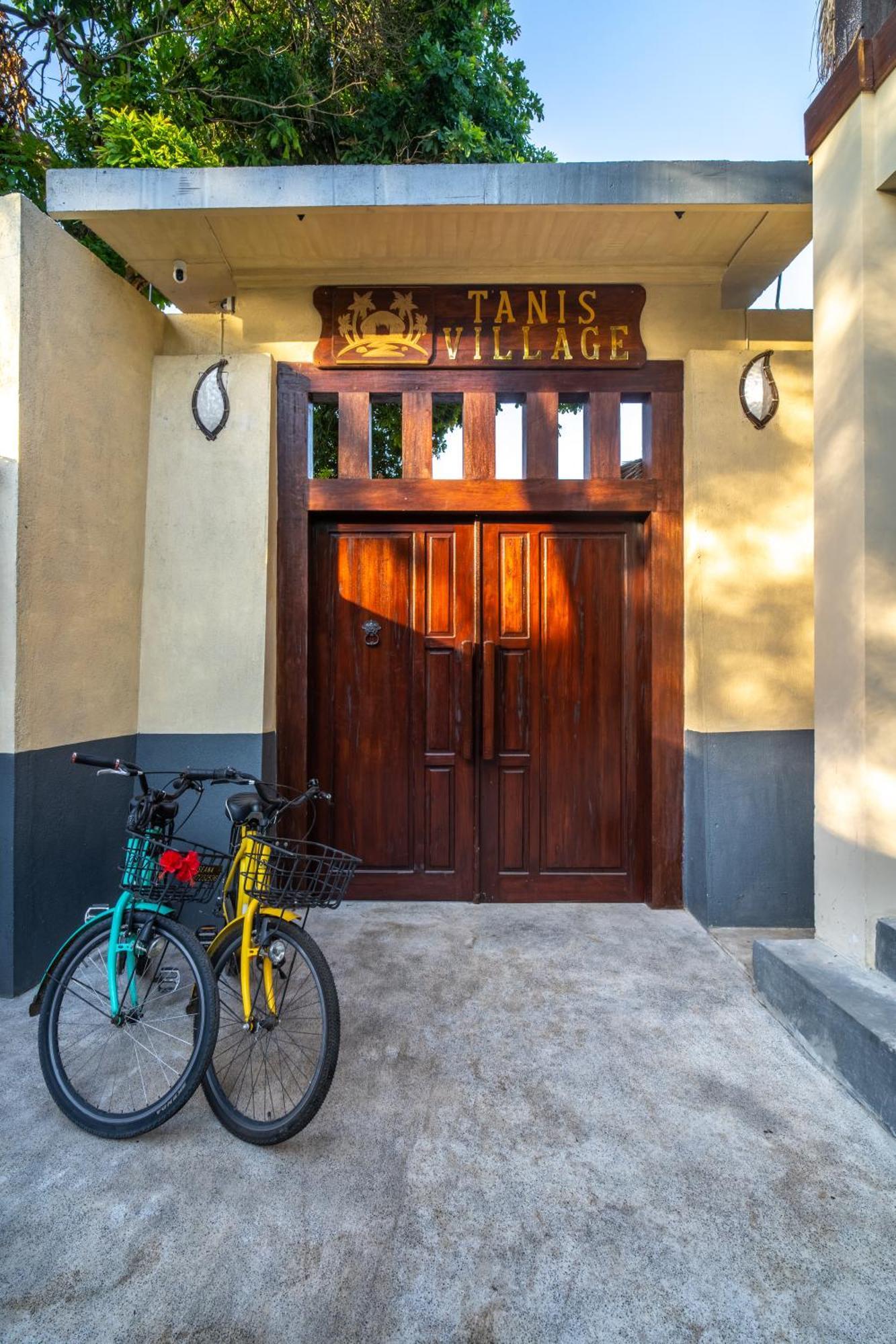 Tanis Village - Luxury Villas Gili Islands Exterior photo