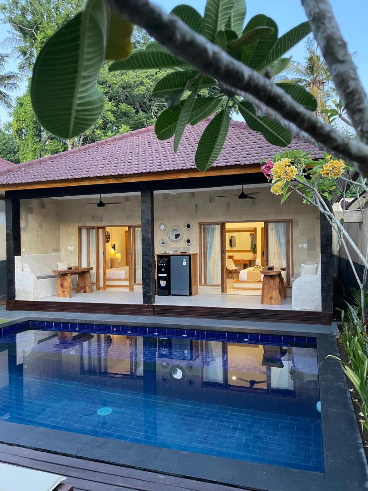 Tanis Village - Luxury Villas Gili Islands Exterior photo