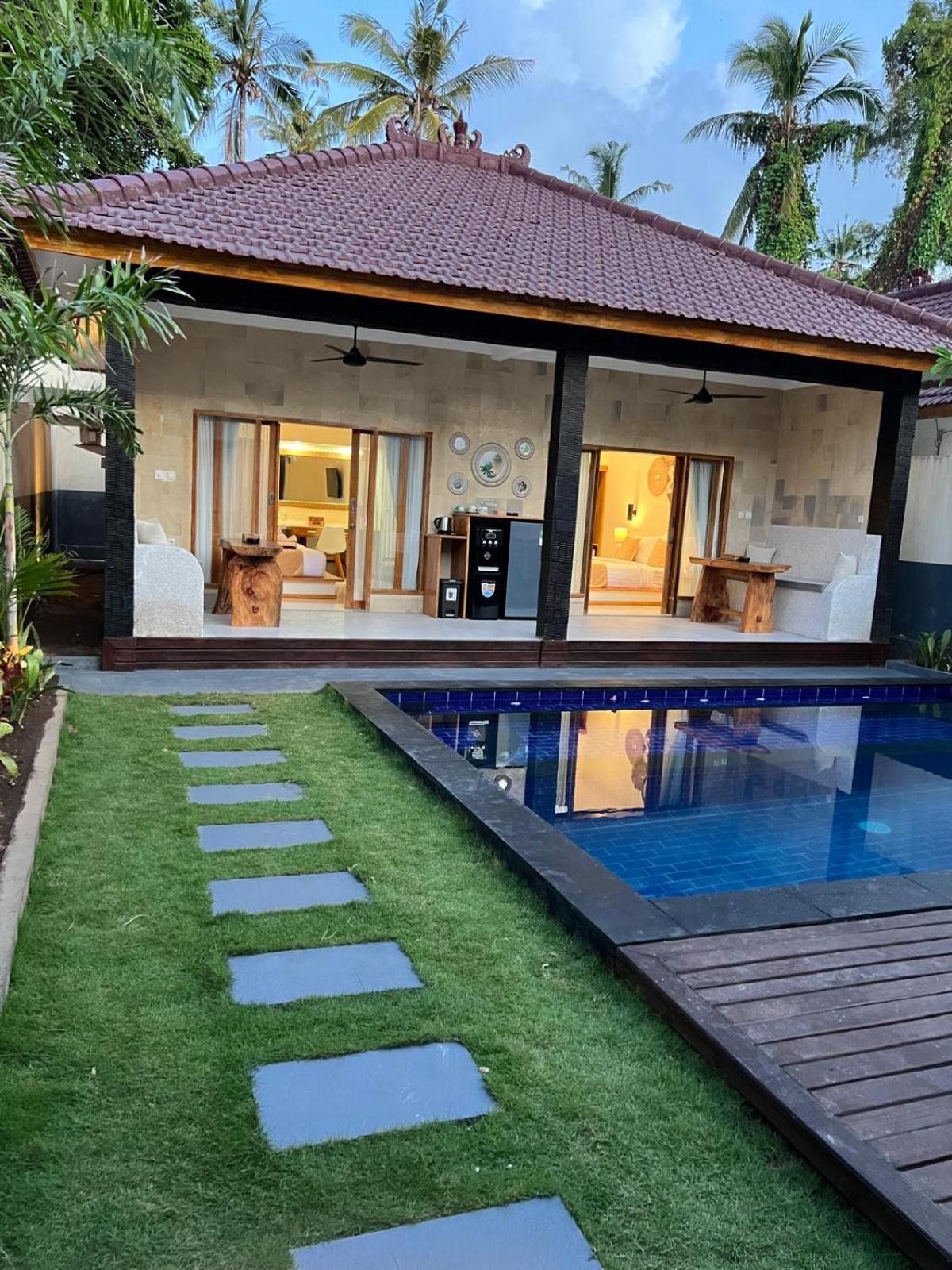 Tanis Village - Luxury Villas Gili Islands Exterior photo