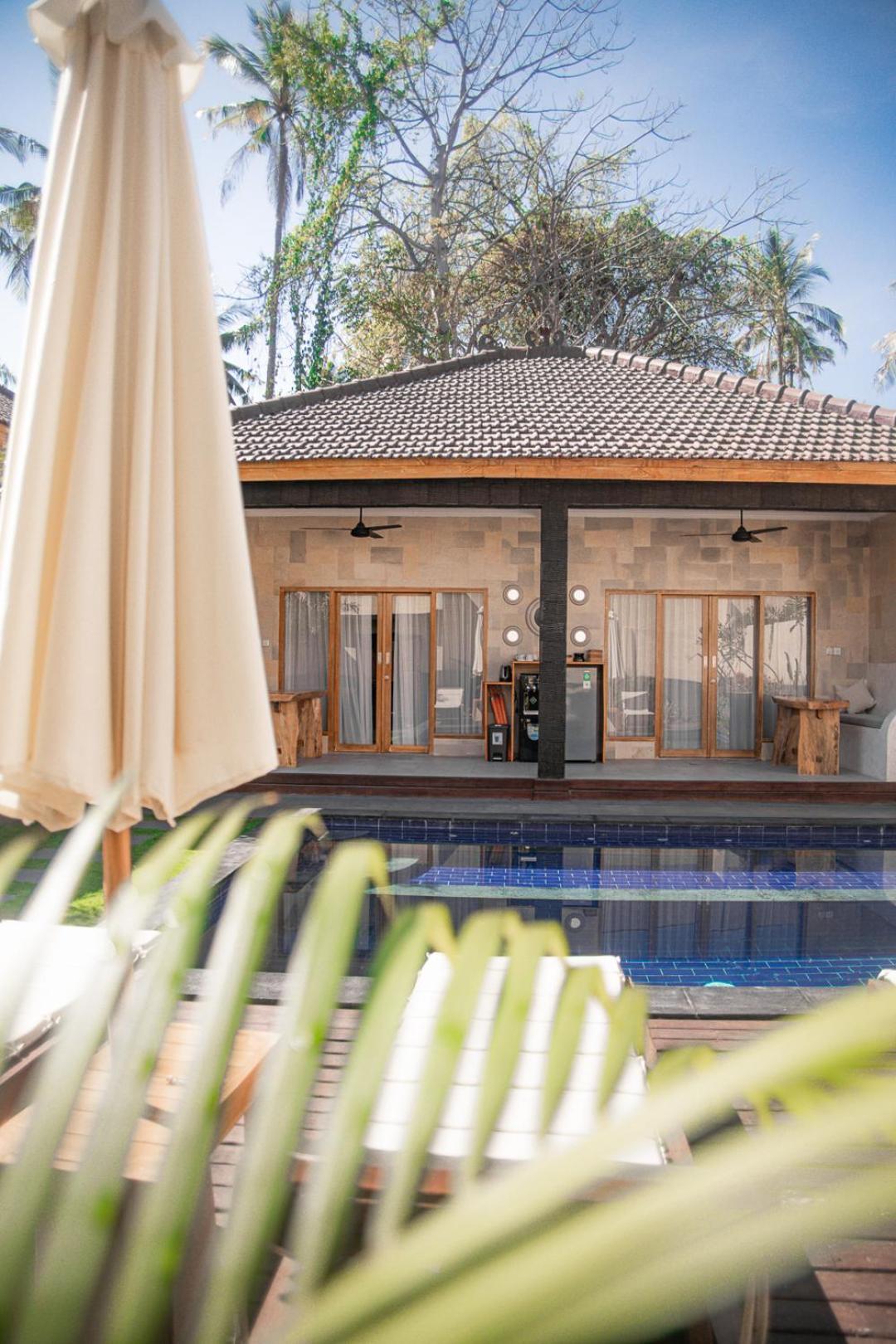 Tanis Village - Luxury Villas Gili Islands Exterior photo