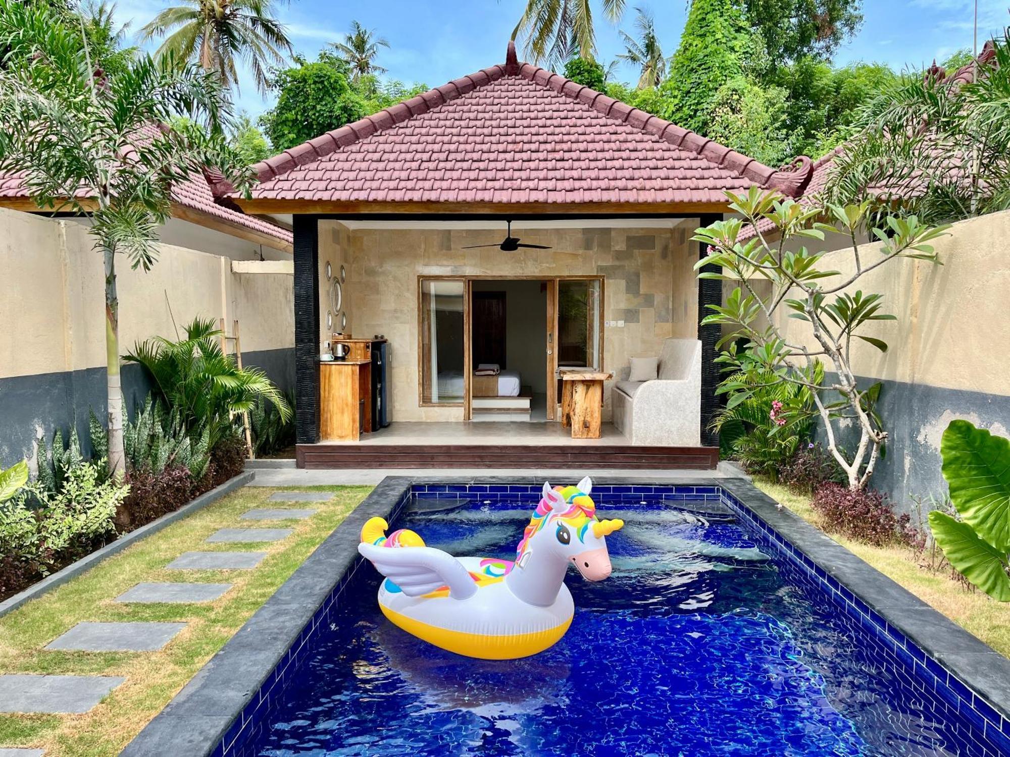 Tanis Village - Luxury Villas Gili Islands Exterior photo