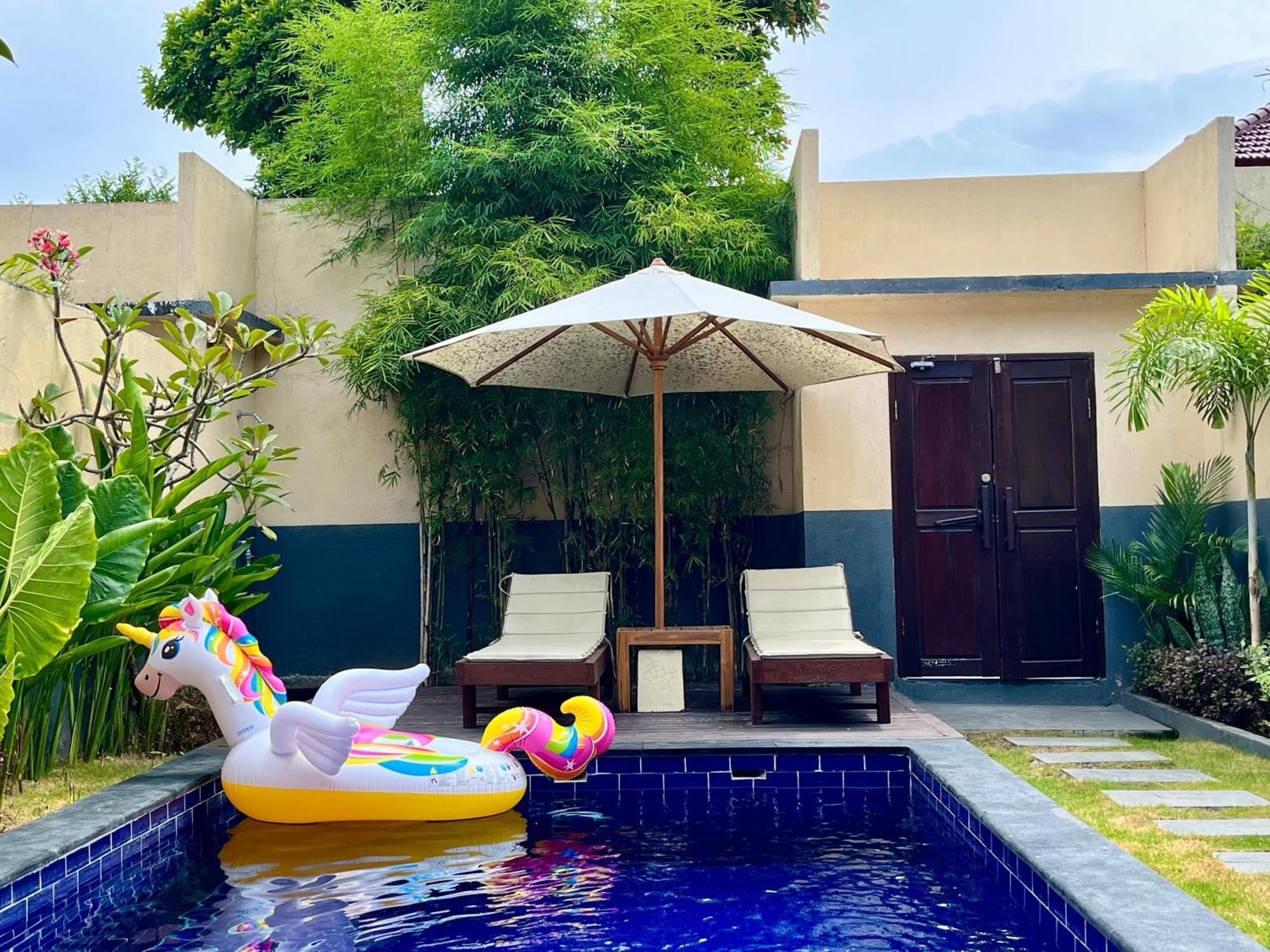 Tanis Village - Luxury Villas Gili Islands Exterior photo